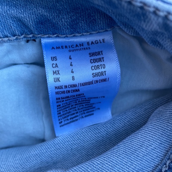 AMERICAN EAGLE Light Wash Skinny Jeans - Picture 3 of 3